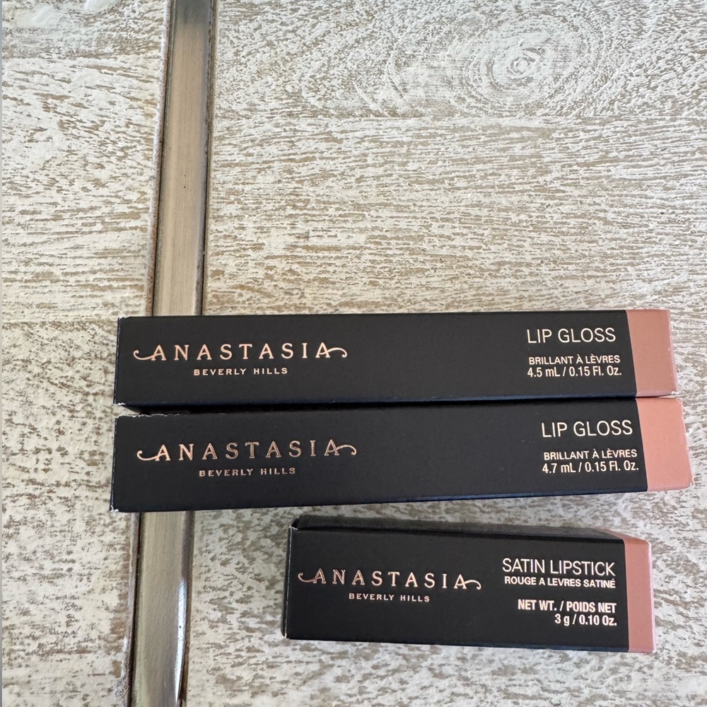 Anastasia Beverly Hills Lip Gloss and Lipstick set